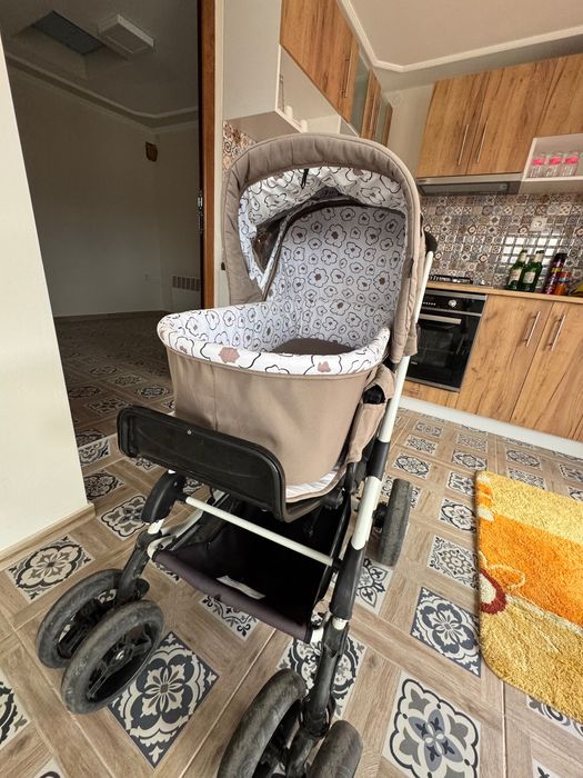 Комбинирана бебешка количка 2 в 1