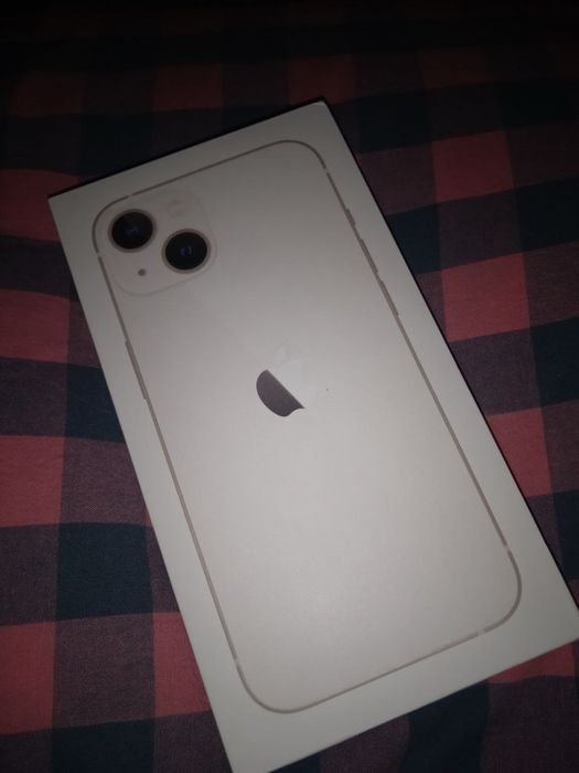 iPhone 13 с гарантией