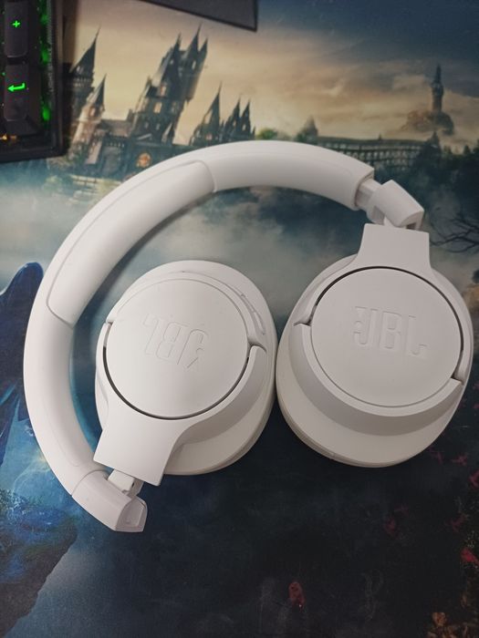 Наушники JBL TUNE 710BT