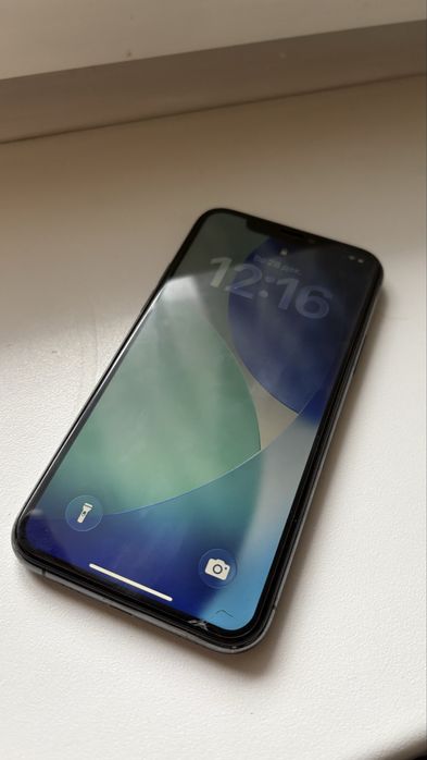 Продам iPhone 11 pro, 256 ГБ, акк 72%