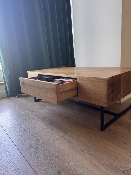 Vand masa din lemn masiv 111x62x40