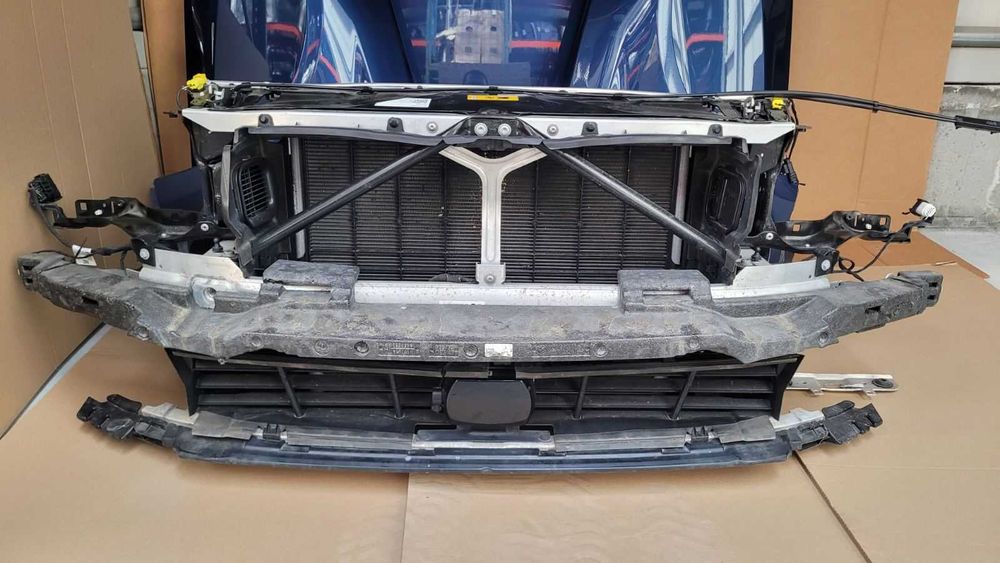 Части за челен удар БМВ Г30 Г31 Фейслифт Предница БМВ Г30 Г31 Фейслифт