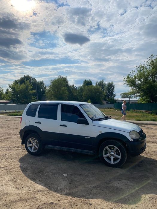 Продам срочно Нива шевроле