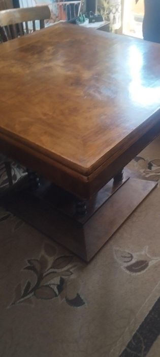 Разтегателна маса