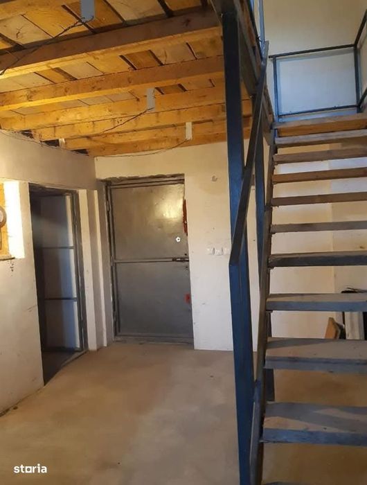 Casa semifinisata cu teren, strada Slatinioara, Petrosani, comision 0!