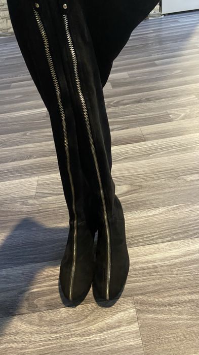 Продам сапоги замшевую