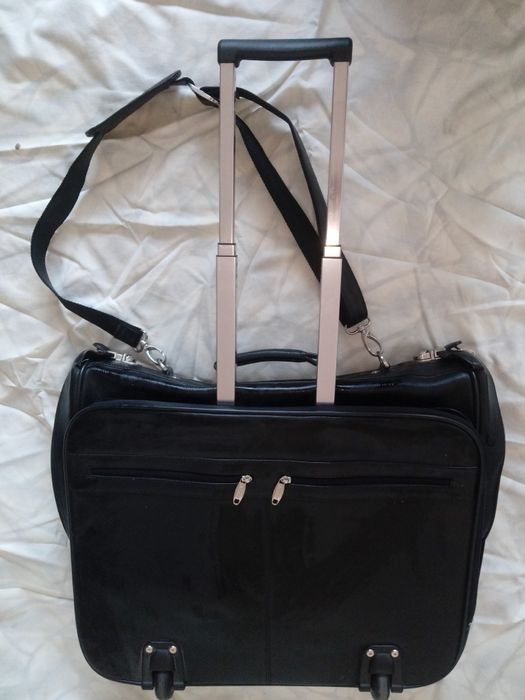 Кожаная сумка-чемодан