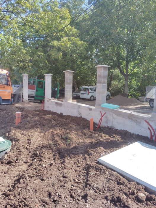 Бетонови огради и дувари