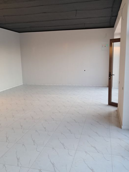 Аренда 1 линия офис нежилое коммерческое помещения 60кв и 110кв цоколь