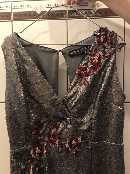 Rochie lunga cu paiete - ca noua