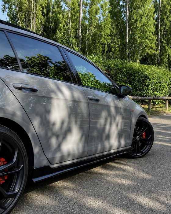 Добавка за прагове TCR стил за Golf 7/7.5 MK7 (2012-2020)
