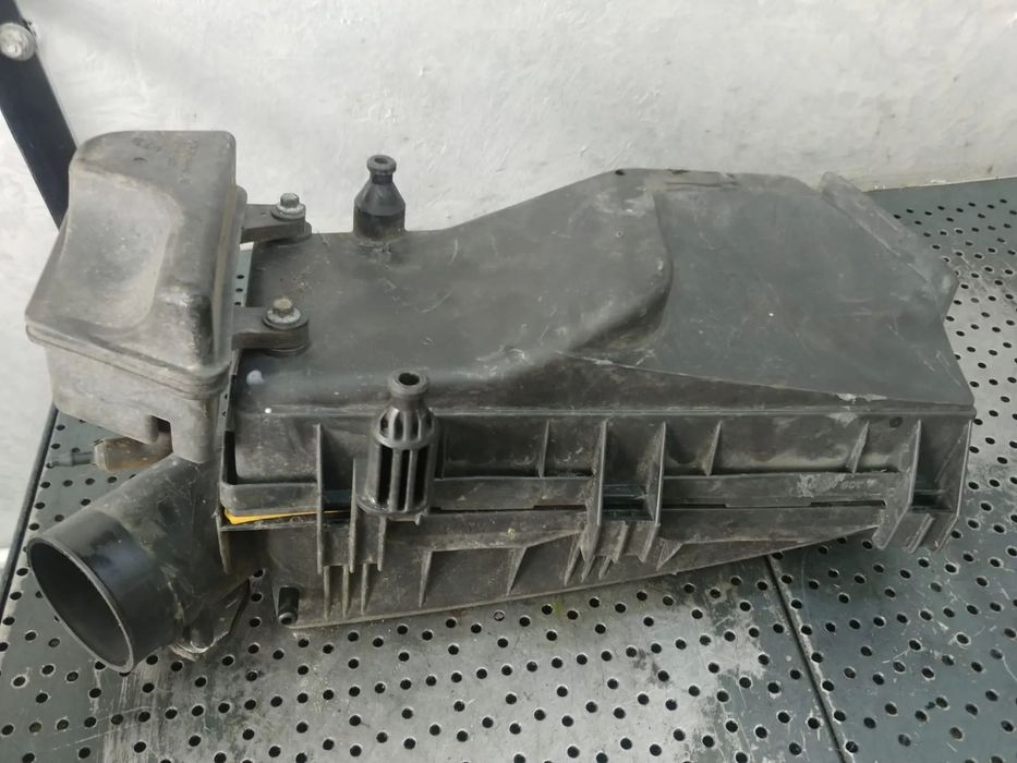 carcasa filtru aer cu debitmetru 2.0 tdci fmba 115 cp ford mondeo mk3  3s71-9600-ba xs7f-12b579-aa