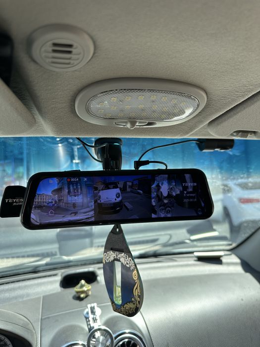 Видеорегистратор в хорошем состоянии