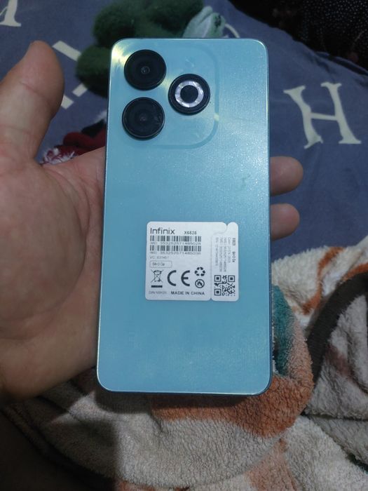 IINFINIX X6525 телефон
