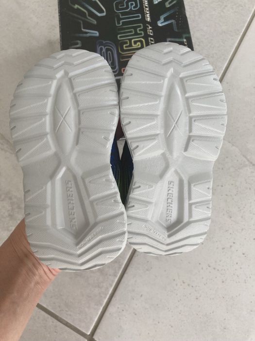Детски светещи обувки Skechers 21 номер