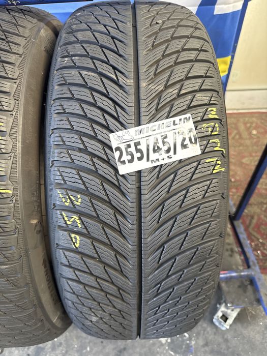 255/45/20 Michelin M+S