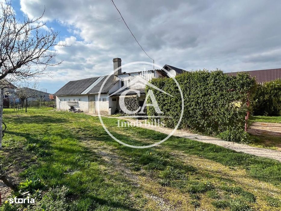 Casă de vânzare cu 5 camere în Cihei, Bihor