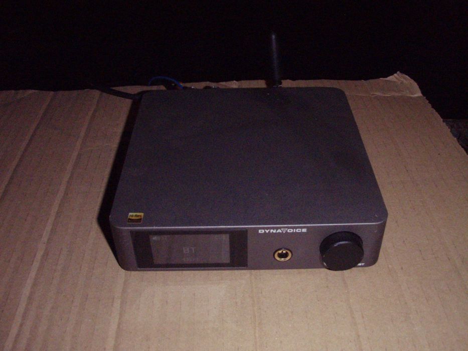 Amplificator compact cu bluetooth Dynavoice Challenger CA802BT