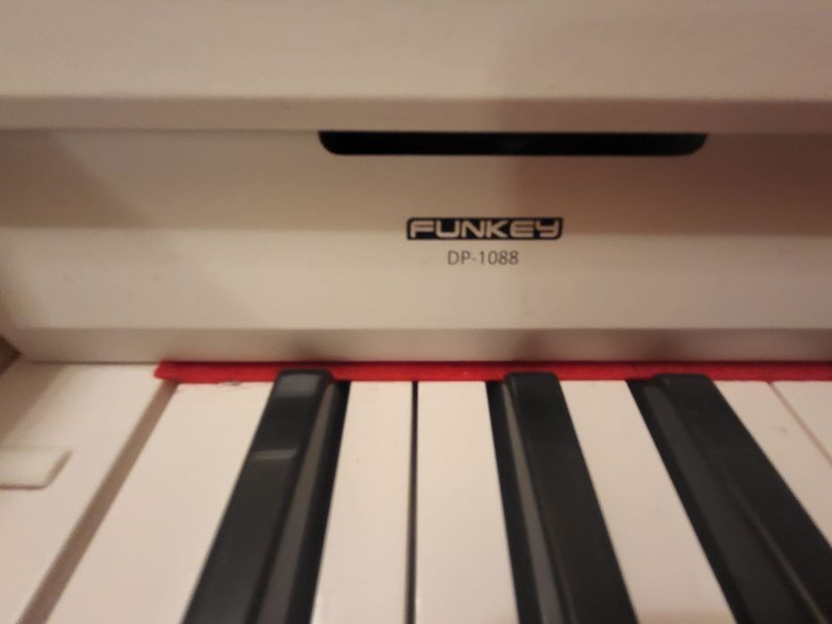 Pianina Funkey + scaun