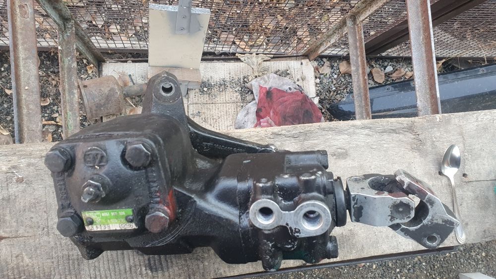 Рулевой редуктор бмв и дачик коленвала