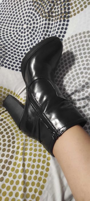 Дамски обувки нови или в много добро състояние