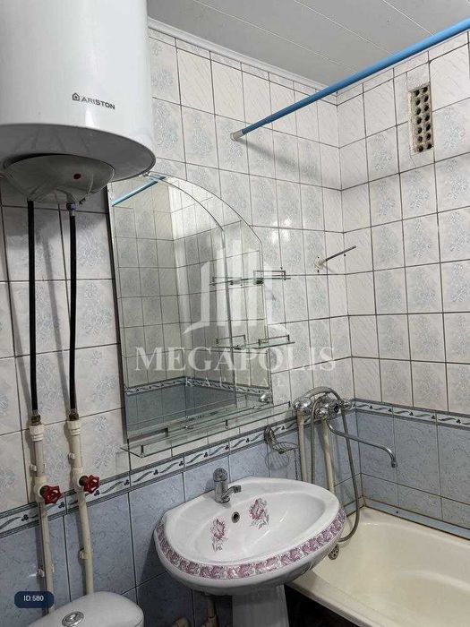 Бухара, Горгазda 2 xonali kvartira arzon narxda sotiladi.№580