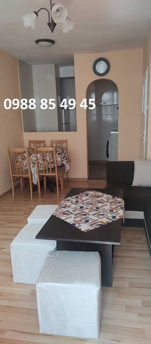 Давам под наем 3-стаен с гараж.Район Л.К.Тракия.От собственик без брокери.