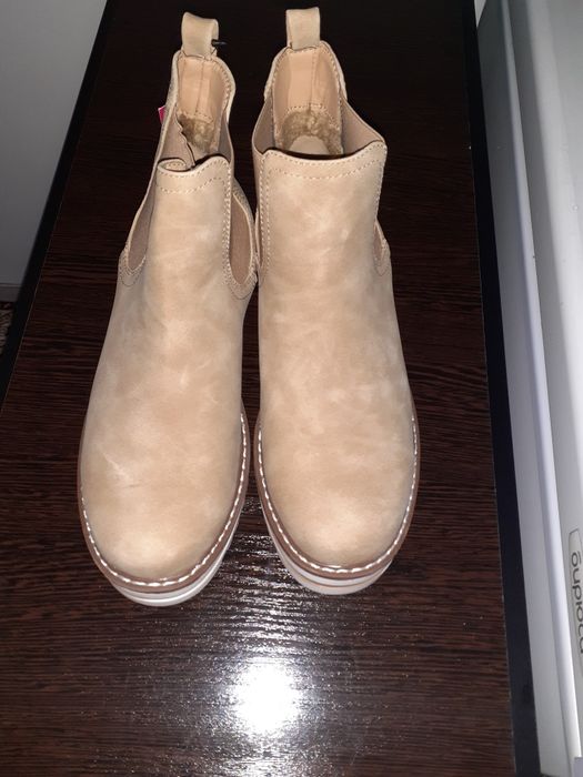 Новый женский обувь