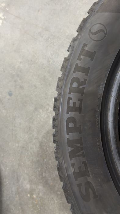 Зимни гуми 235/55/17 Semperit dot22