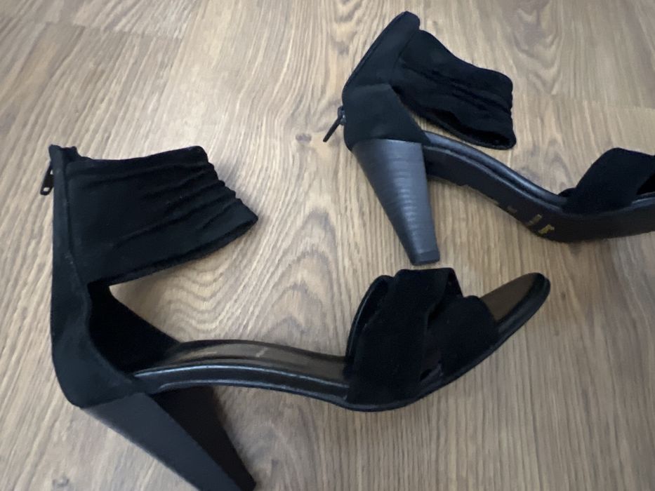 Дешево! Боссоножки 36 р Италия BaTa