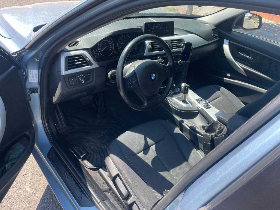 BMW 320D F30 184 CP/Automat/140000 km verificabili