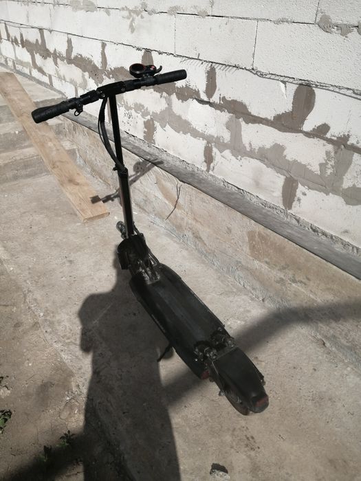Продам электро самокат kaabo