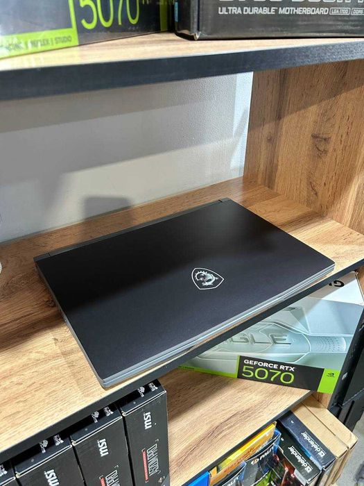 Игровой ноутбук MSI i5!  В идеальном состоянии!