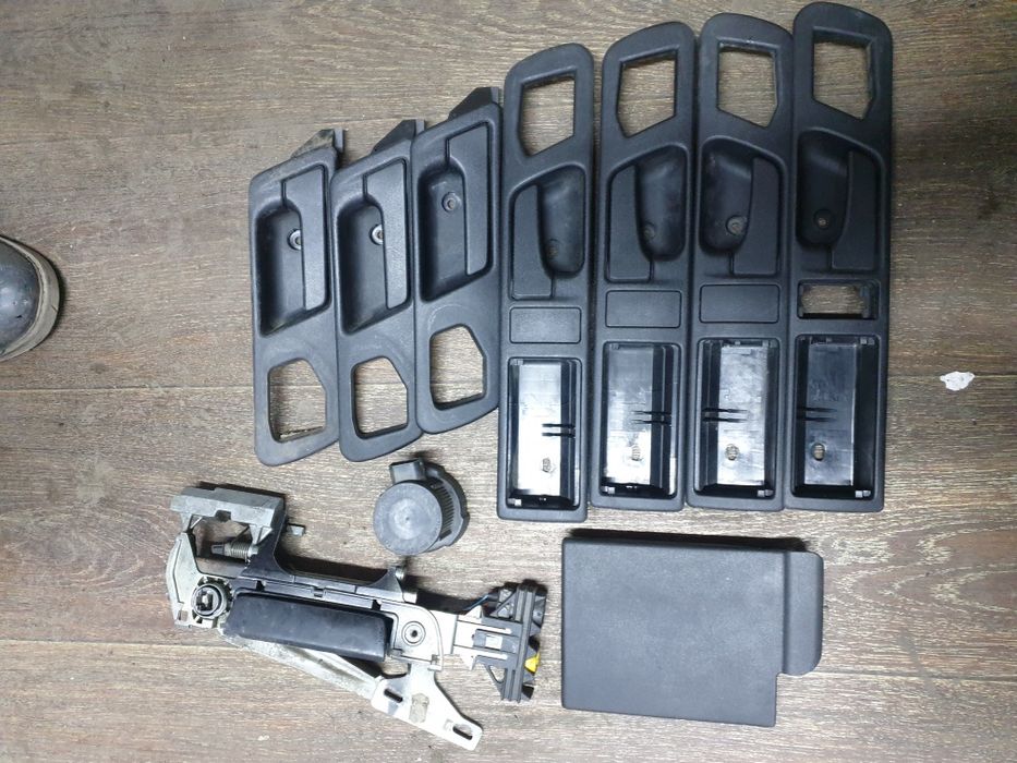 Ручки бмв е34 е38 е39 е32 е36 внутренняя и наружная. Солдатики