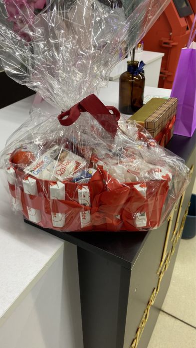 Киндер подарок 8 марта