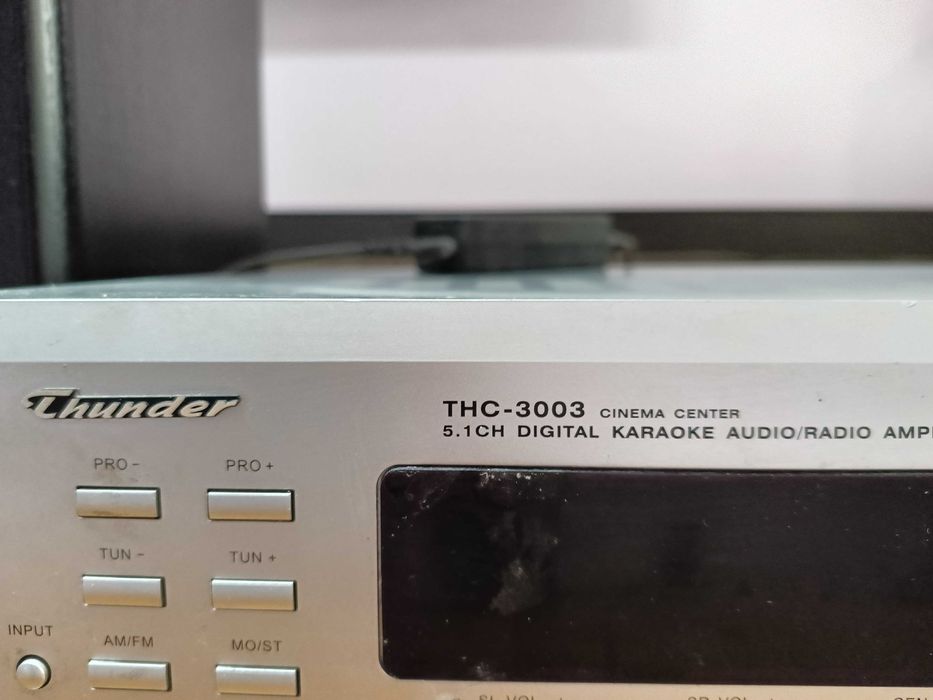 Продавам тонколони с усилвател