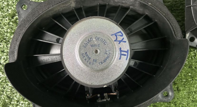 Колонка Лексус Lexus Rx