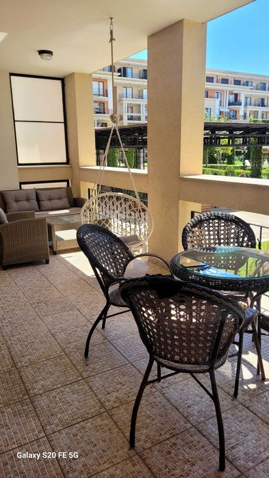 ПЪРВА ЛИНИЯ! Апартамент с 2 спални в Prestige fort noks