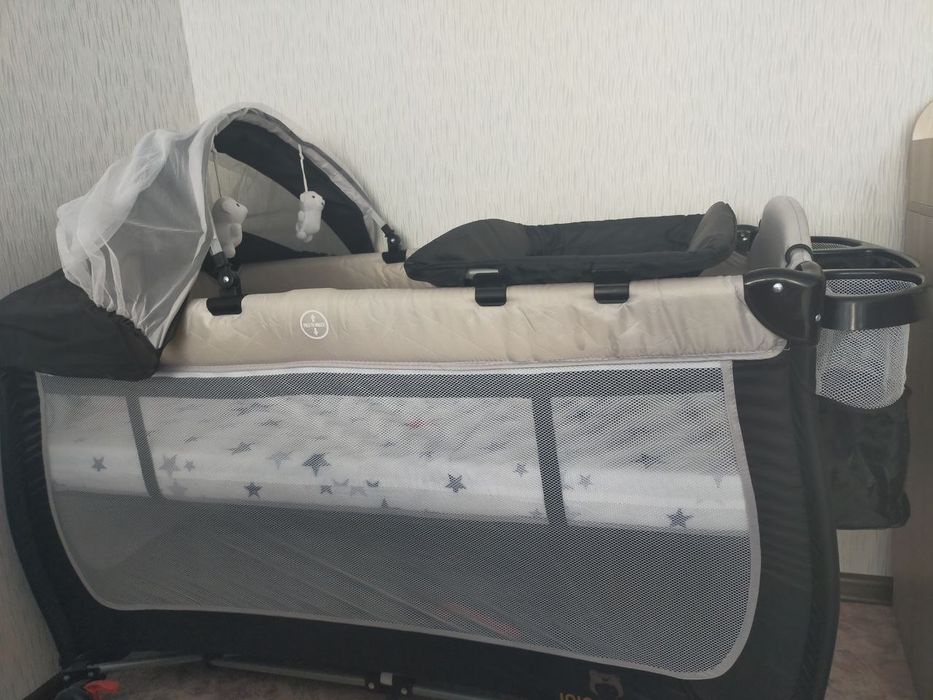 Десткая кроватка