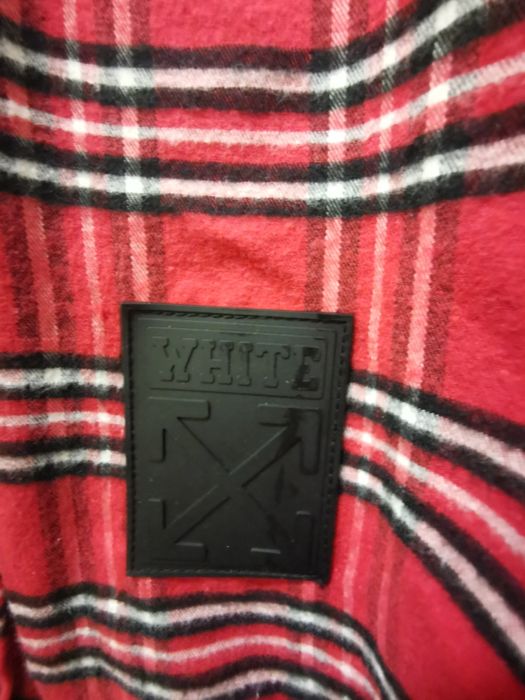 Off White -уникална size XL