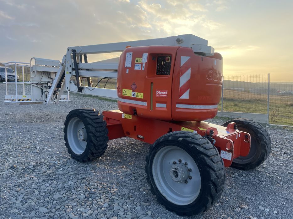 Inchiriem nacele autorizate ISCIR PRB diesel electrice 4x4