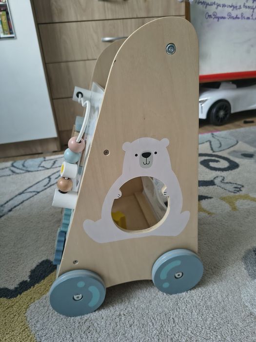 Дървена проходилка / уокър