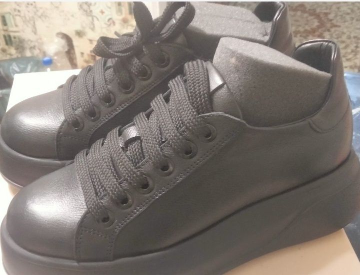 Продам срочно полуботиночки,  Ботинки