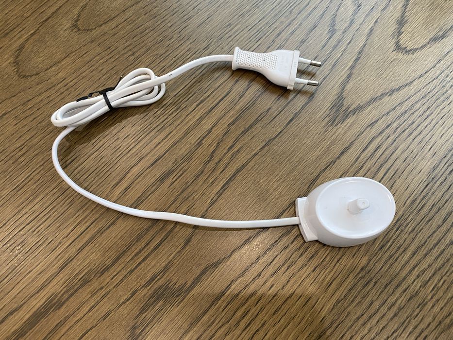 Зарядно за ел. четка за зъби oralb