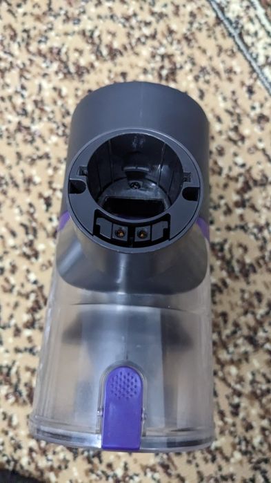 Вертикальный пылесос