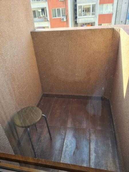 Дава се под наем Двустаен апартамент в Бургас, Лазур - 80 кв.м за 408 € - Снимка #1