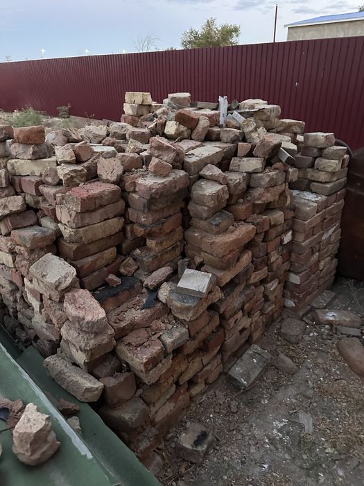 Кирпичи отходы (разные)