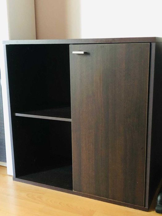 Comodă / Dulap wenge cu uși și 4 compartimente – Sector 3