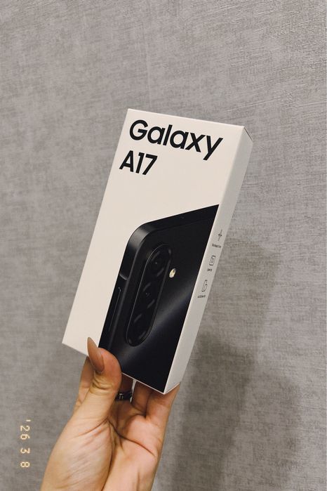 Телефон Галакси А17 новый!