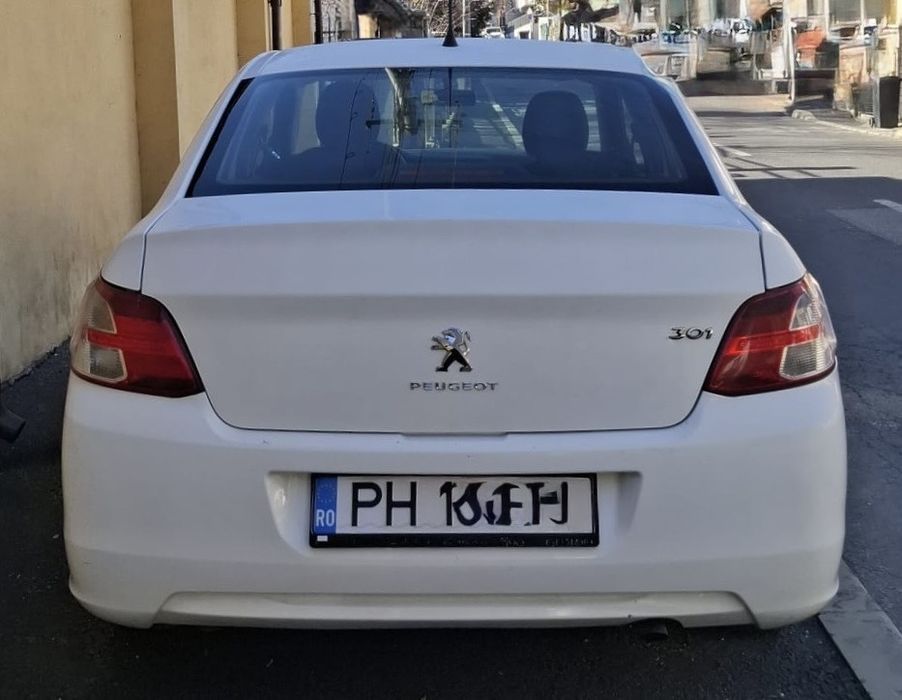 Peugeot 301- An 2015/ 121700 km